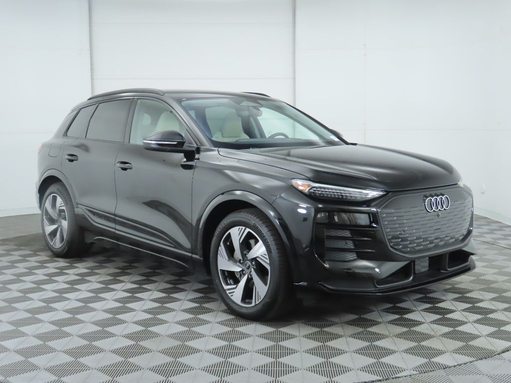2025 Audi Q6 e-tron Premium 3