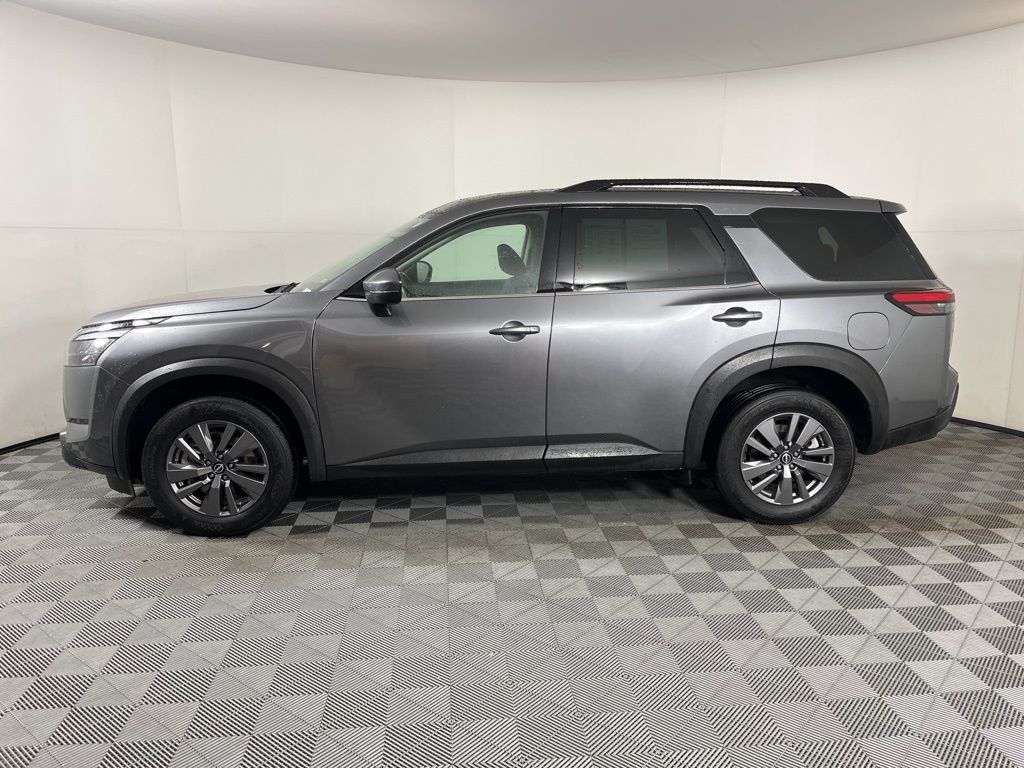 Thumbnail: 2025 Nissan Pathfinder - 2