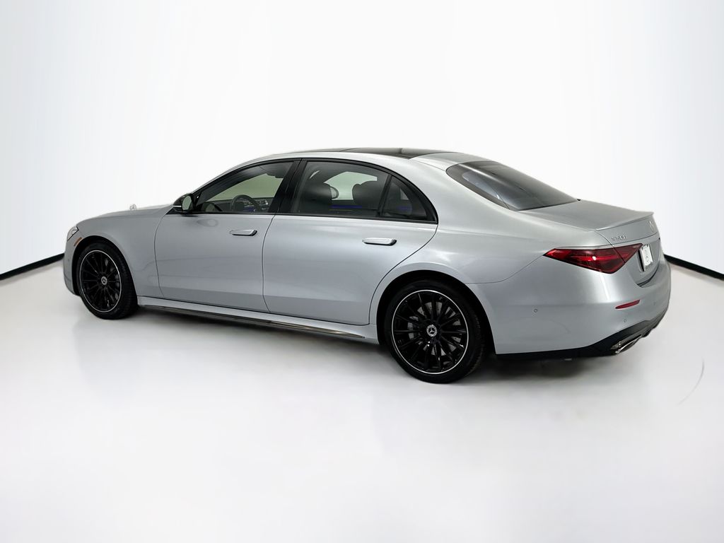 Thumbnail: 2026 Mercedes-Benz S-Class - 7