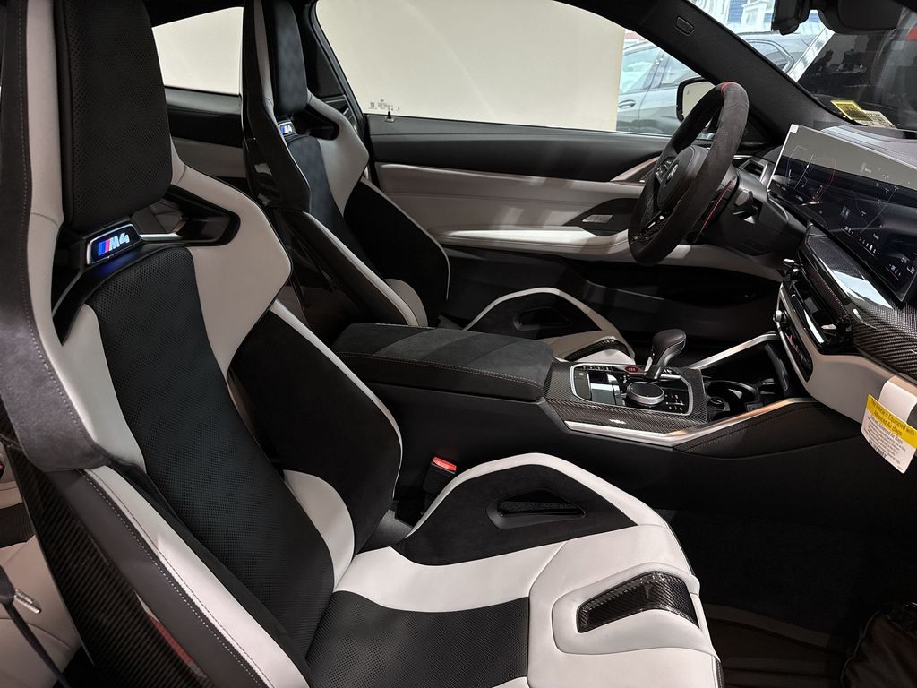 Thumbnail: 2027 BMW M4 - 16