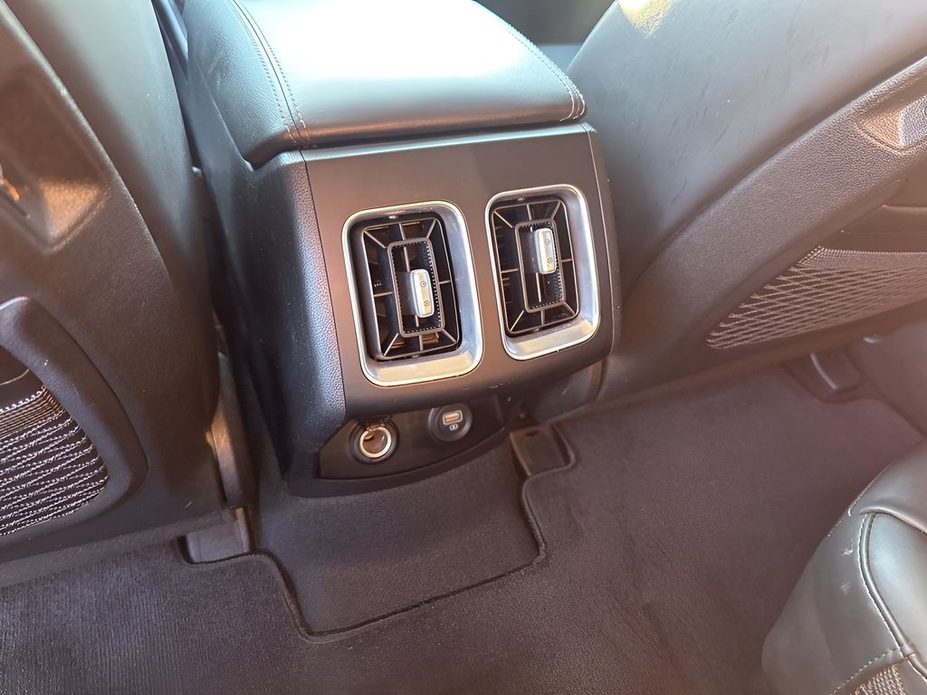 Used Car 2022 Kia Sorento Hybrid  Ex For Sale Under $30,000 In Austin, Texas