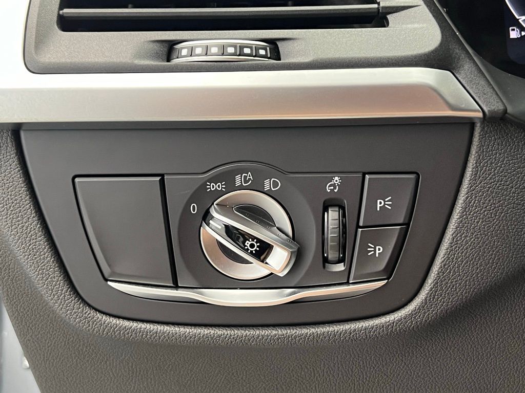 Thumbnail: 2024 BMW X3 - 20