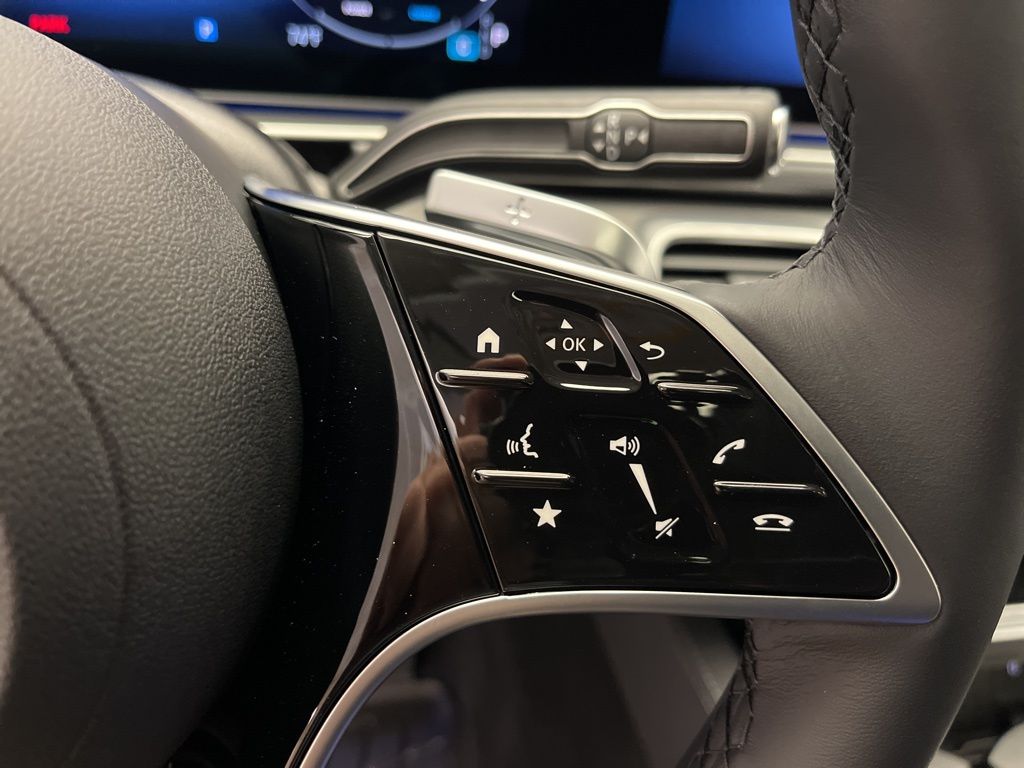 Thumbnail: 2026 Mercedes-Benz GLE - 15