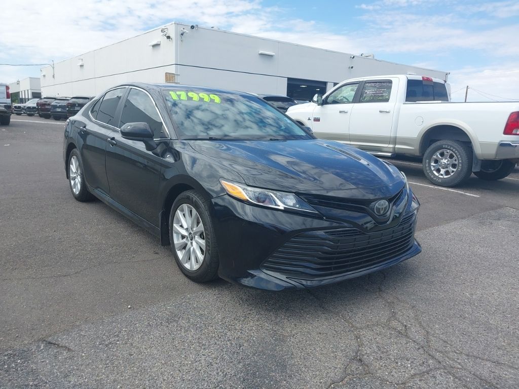 2020 Toyota Camry LE FWD