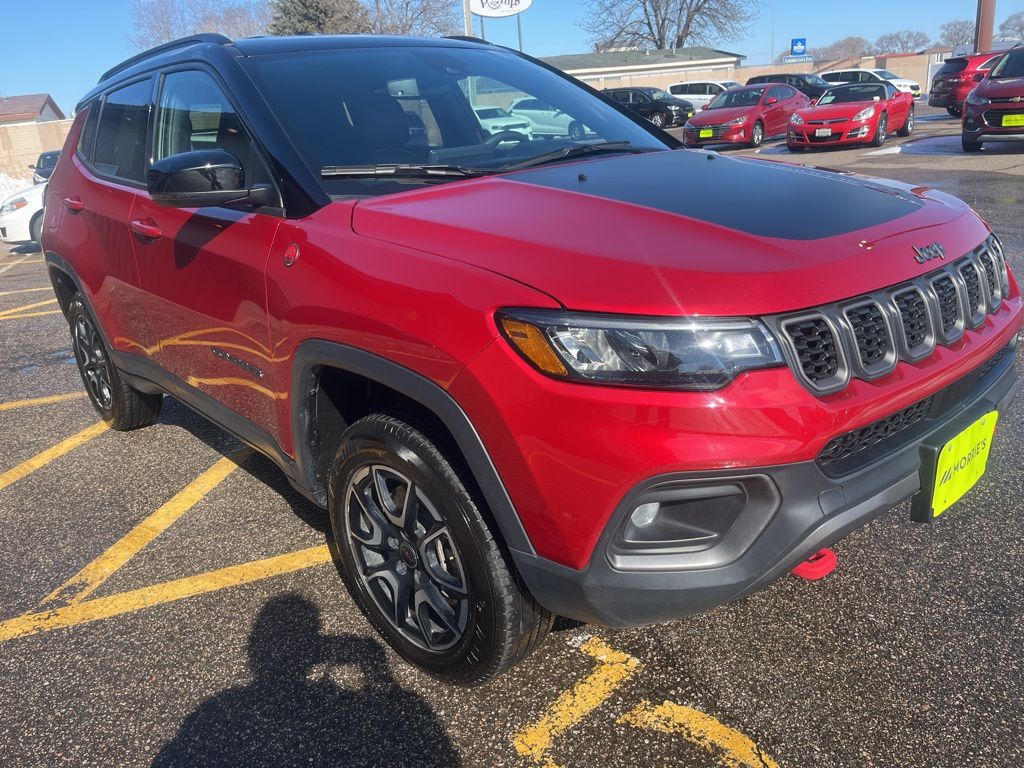 Used 2025 Red Jeep Trailhawk image 5