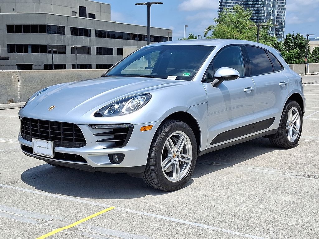 2016 Porsche Macan S -
                  Vienna, VA