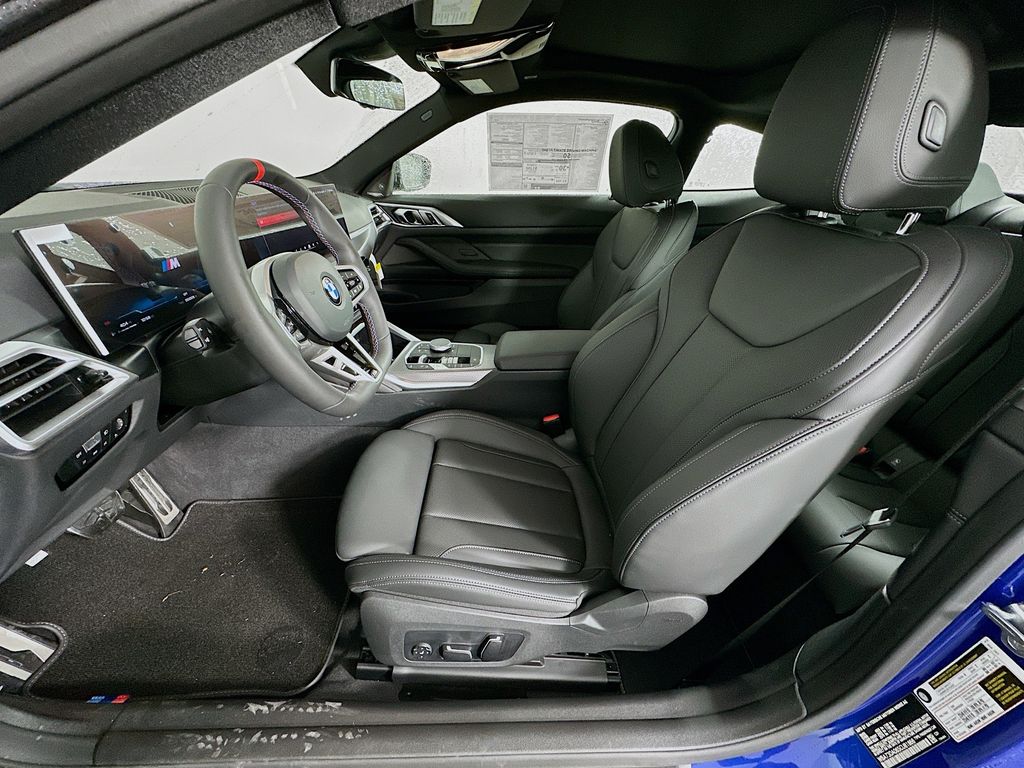 2025 BMW 4 Series M440i 16