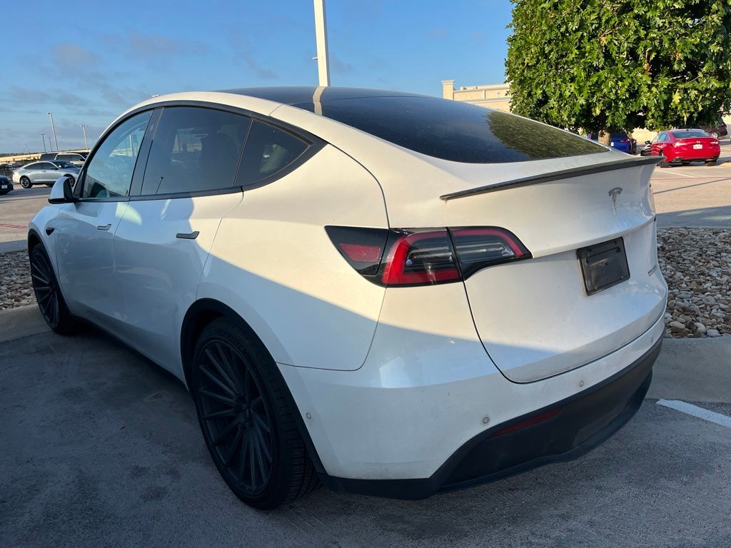 Thumbnail: 2022 Tesla Model Y - 4