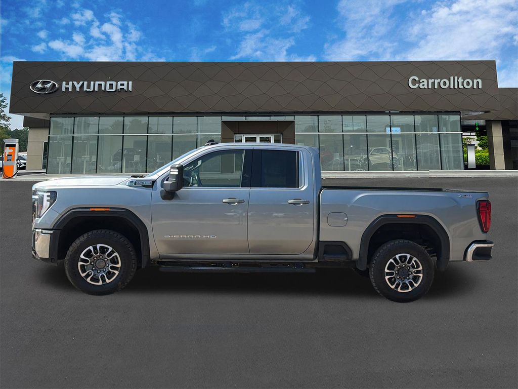 Used 2024 Gray GMC SLE image 8