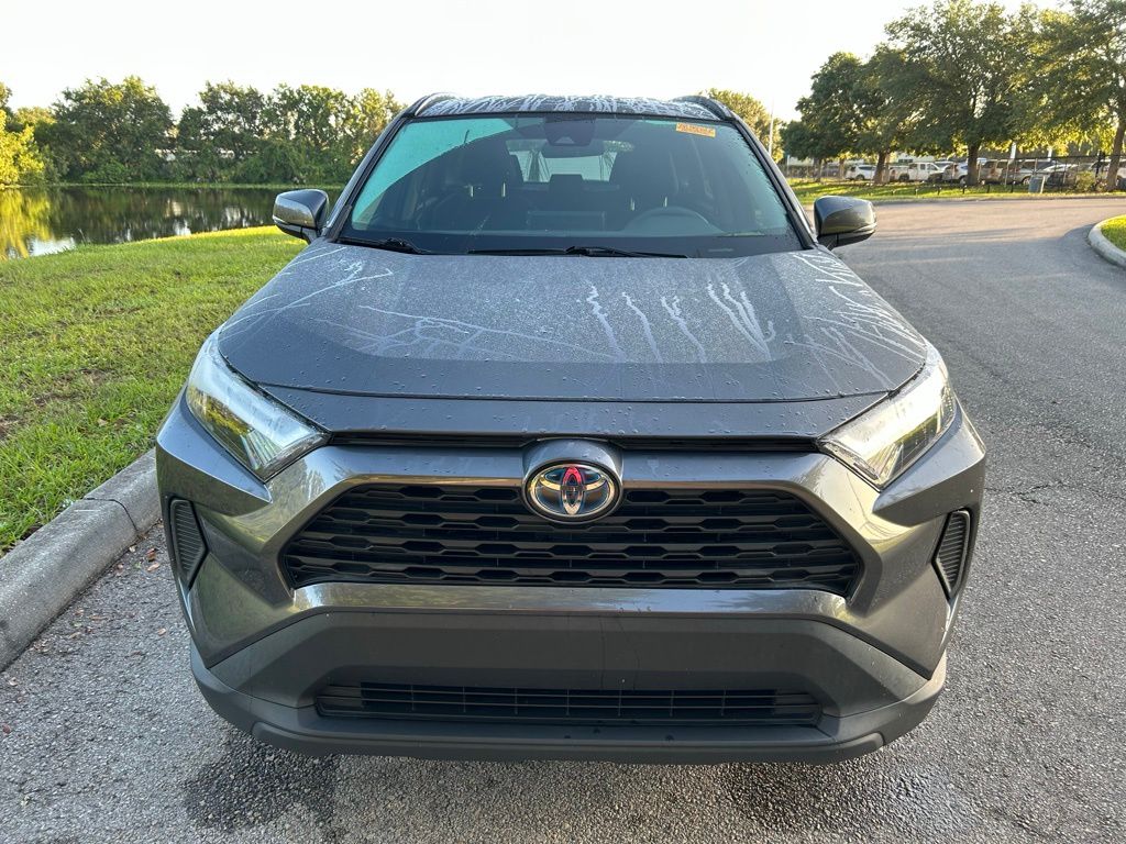 Thumbnail: 2022 Toyota RAV4 - 8