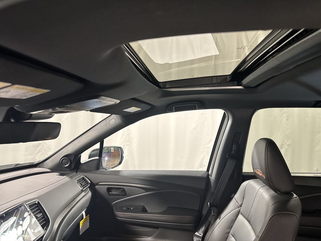 new 2025 Honda Ridgeline car, priced at $47,285