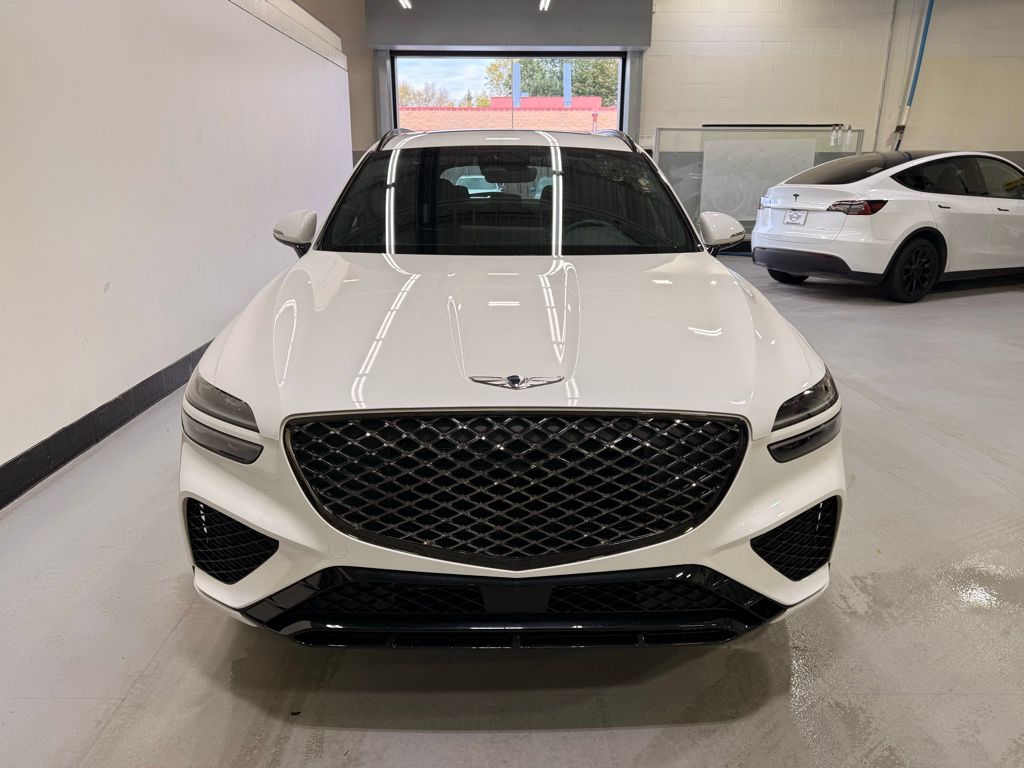 Thumbnail: 2025 Genesis GV70 - 8