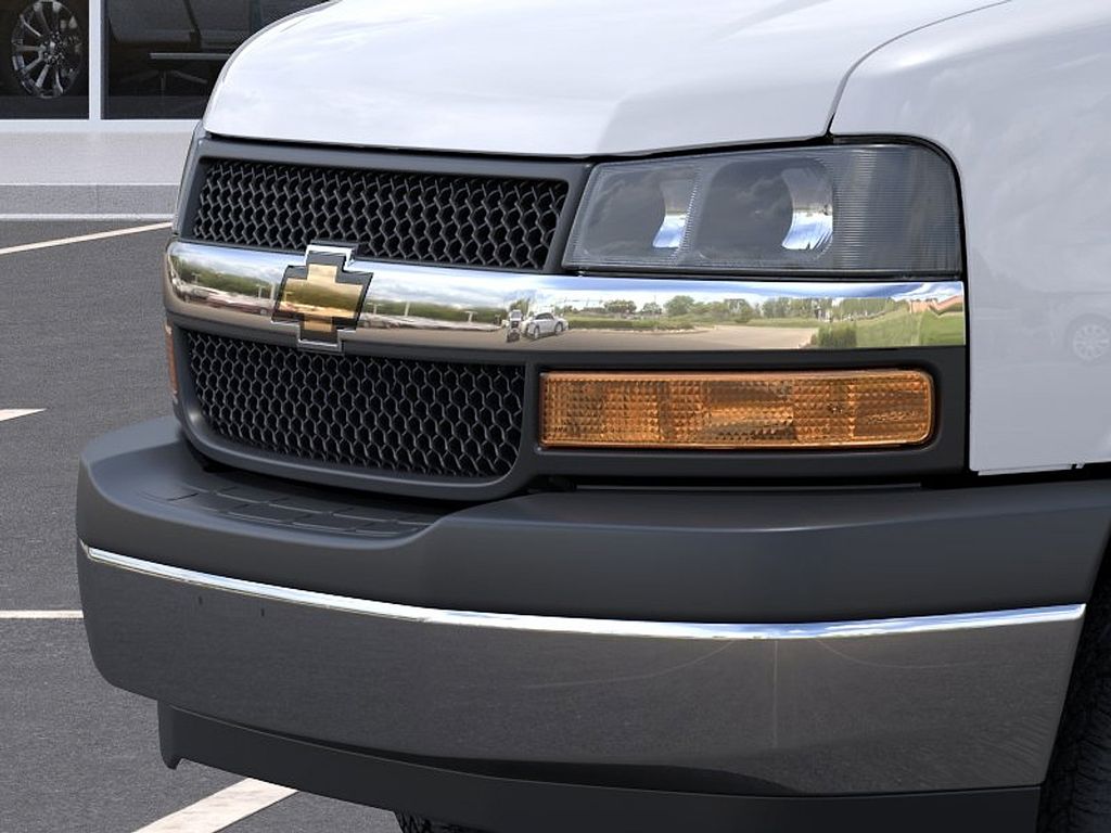 2026 Chevrolet Express 3500 Work Van White at Klick Lewis Buick Chevrolet