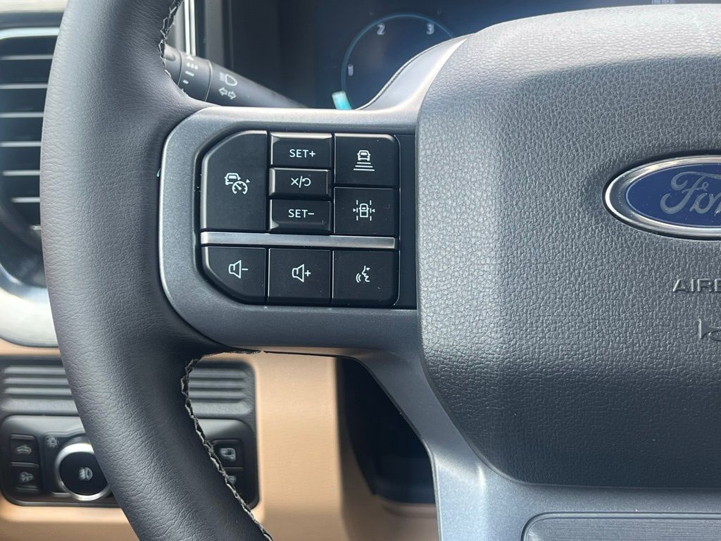 2025 Ford F-250SD Lariat White at Walterboro Ford