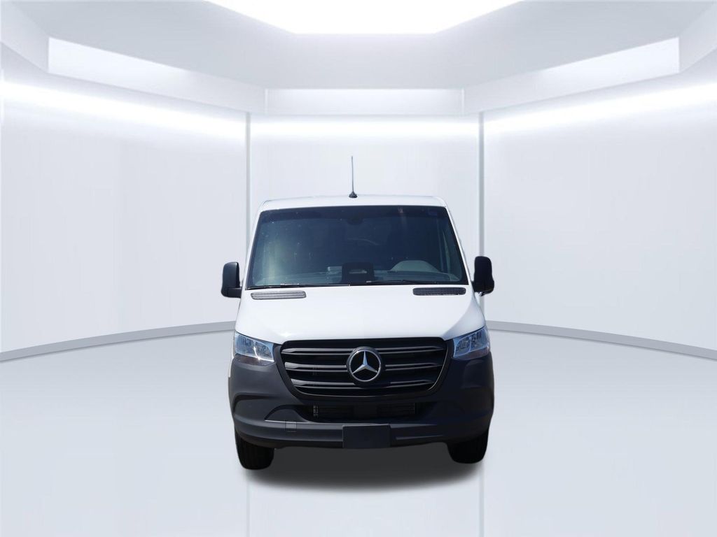 Thumbnail: 2026 Mercedes-Benz Sprinter - 8
