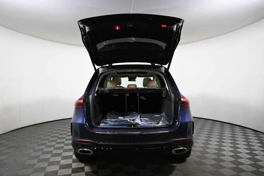 Thumbnail: 2026 Mercedes-Benz GLE - 28