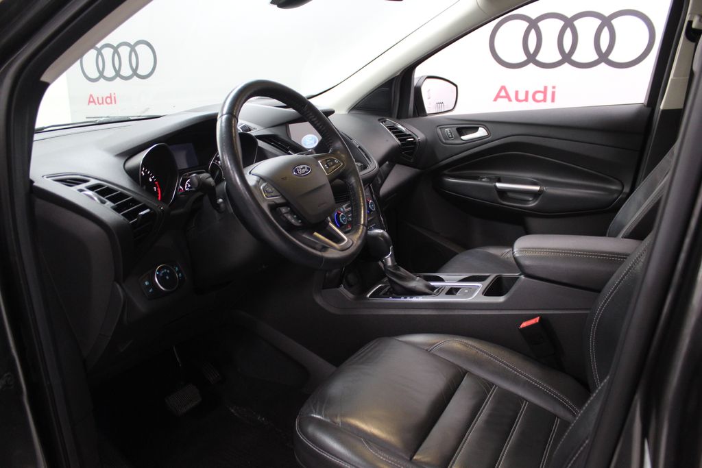 Thumbnail: 2017 Ford Escape - 10