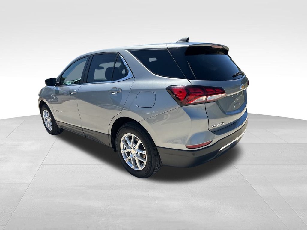 2024 Sterling Gray Metallic Chevrolet Equinox LT FWD SUV