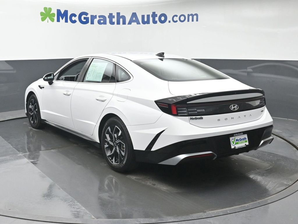 Certified Used 2024 White Hyundai SEL image 21