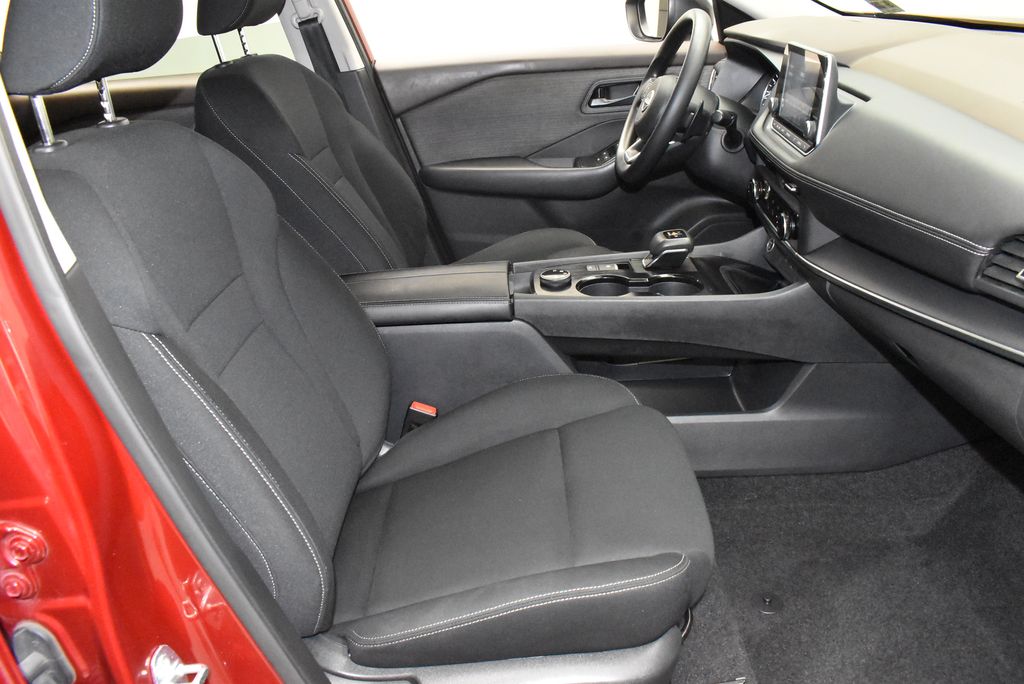 Thumbnail: 2023 Nissan Rogue - 20