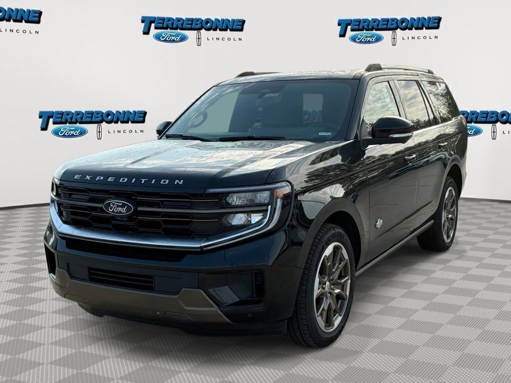 Black Metallic 2026 Ford Expedition SUV / Crossover Four-Wheel Drive Automatic