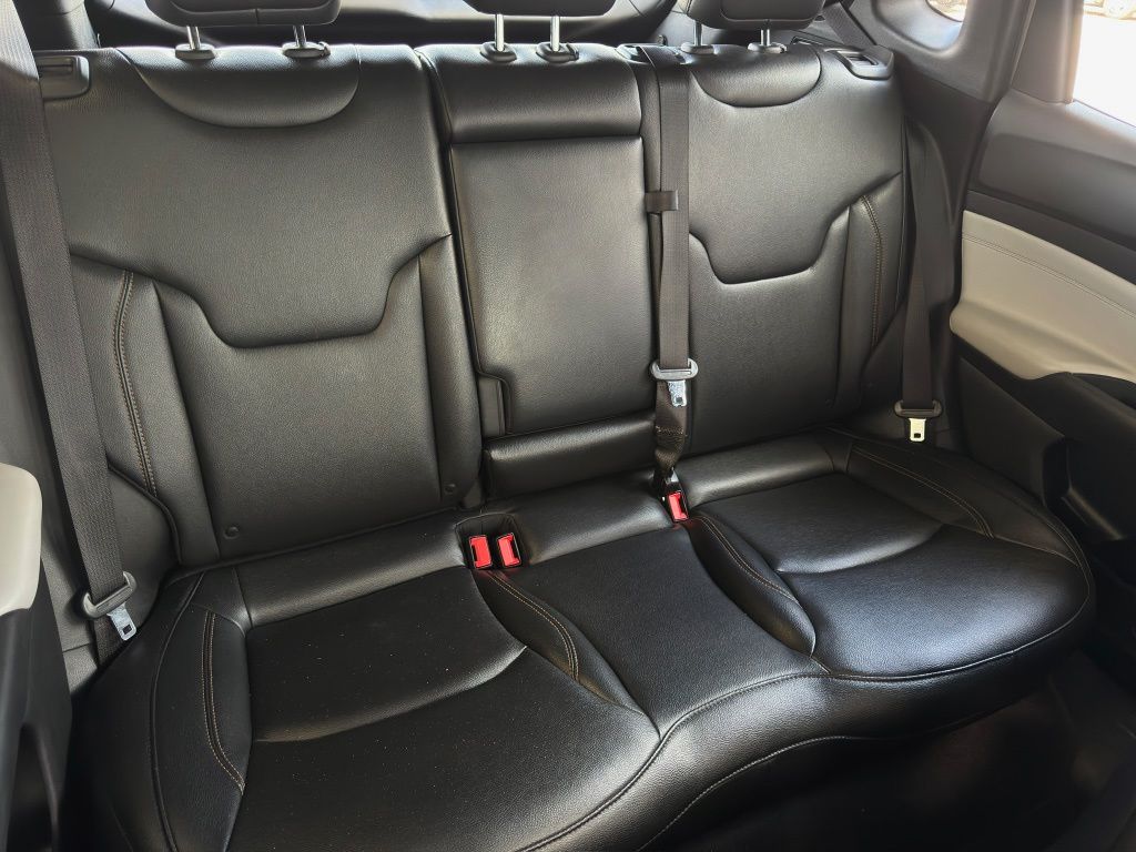2024 Jeep Compass Limited White at DeMontrond Auto Country