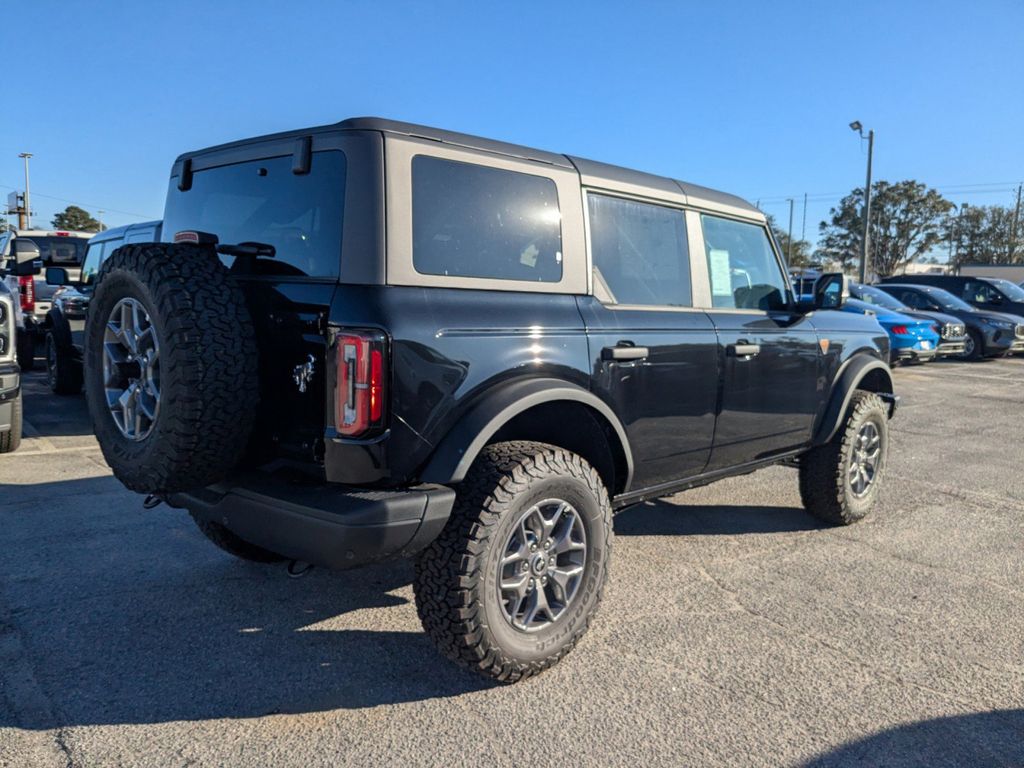 2025 Ford Bronco Badlands