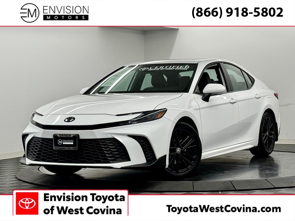 2025 Toyota Camry SE FWD