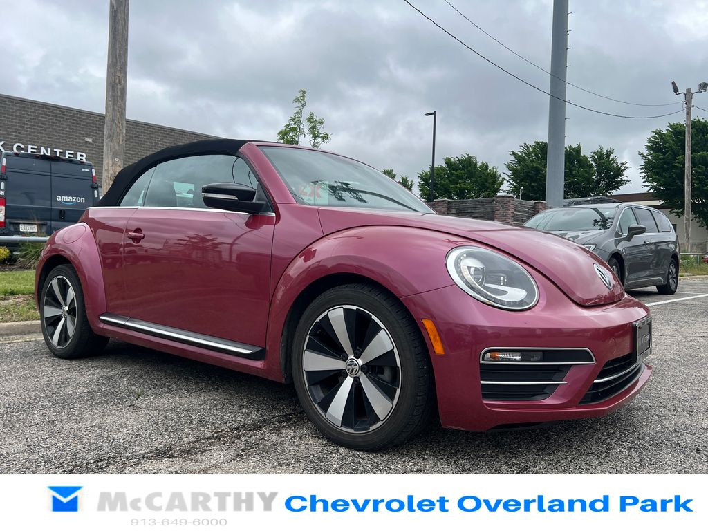 2017 Volkswagen Beetle #PinkBeetle (1.8T)'s photo