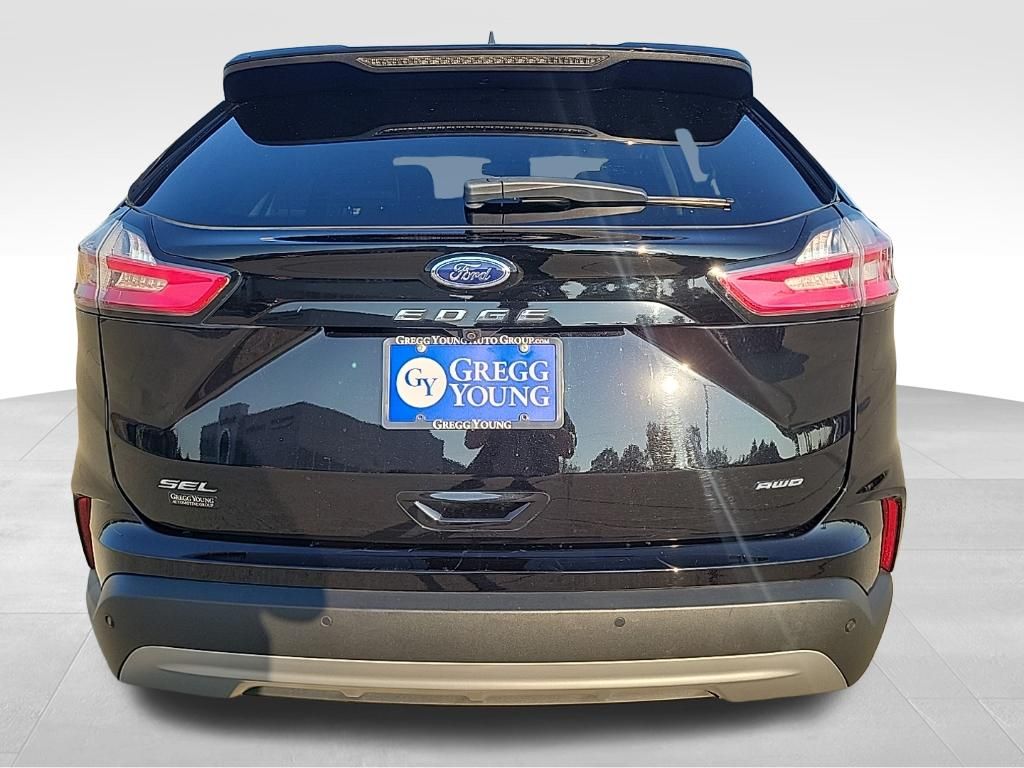 Used 2024 Ford Edge SUV