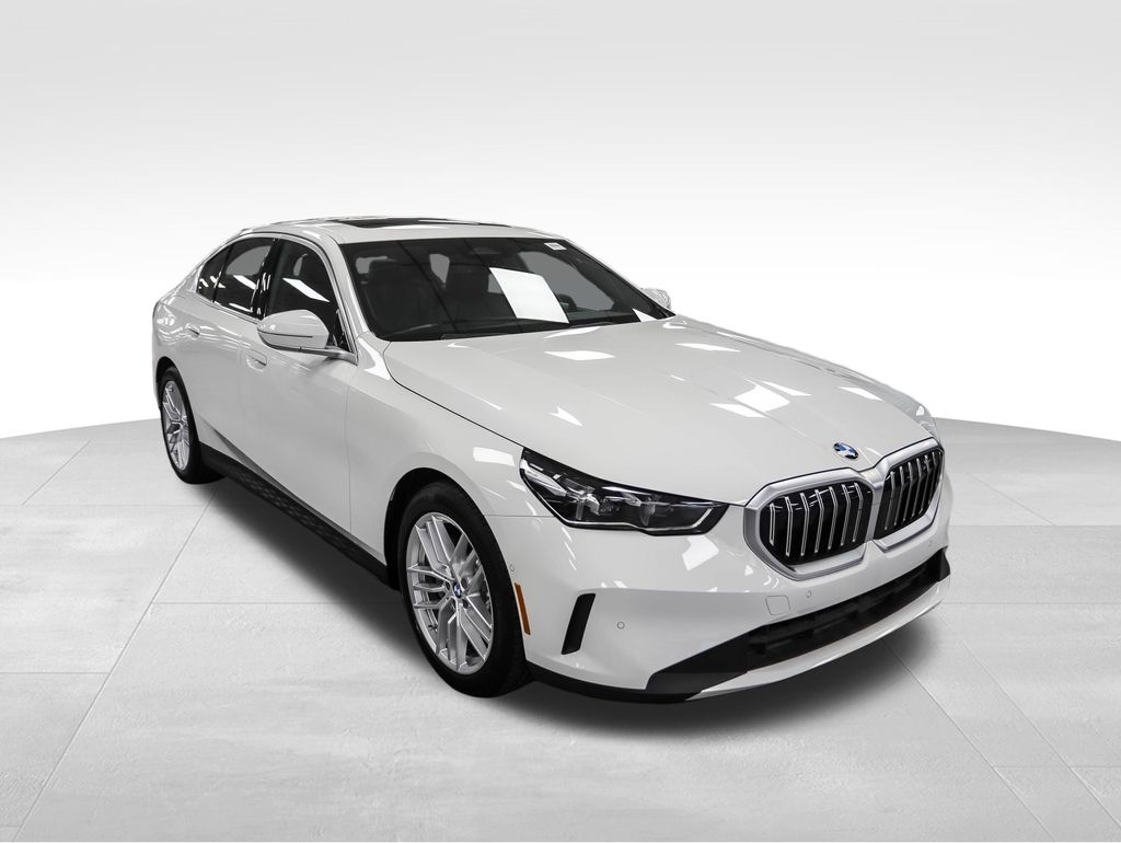 Thumbnail: 2025 BMW 5 Series - 7