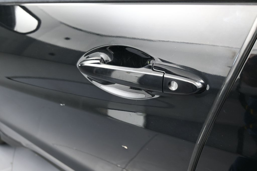 Used 2022 Crystal Black Pearl Honda LX image 30