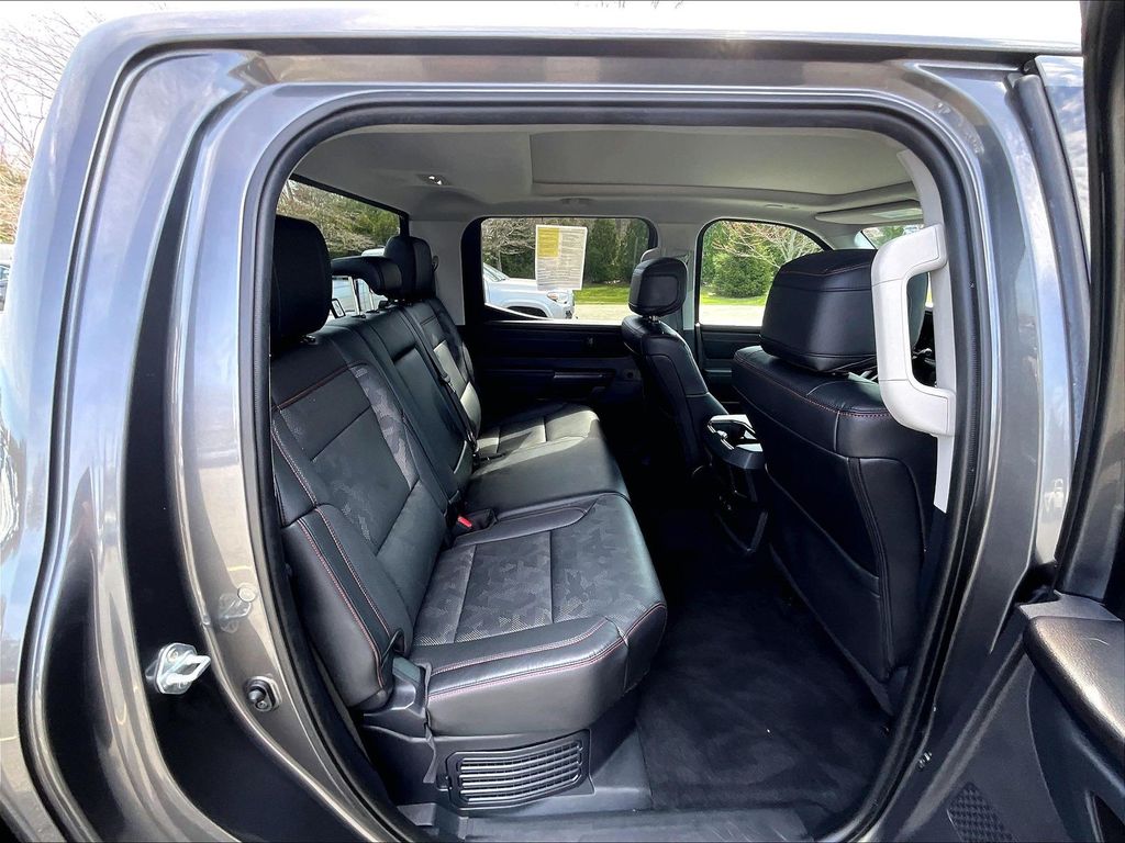 2023 Toyota Tundra Hybrid — photo 16