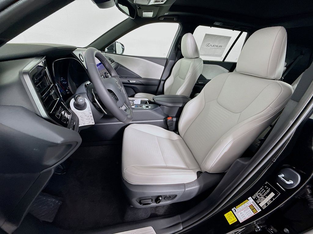 Thumbnail: 2026 Lexus TX - 16