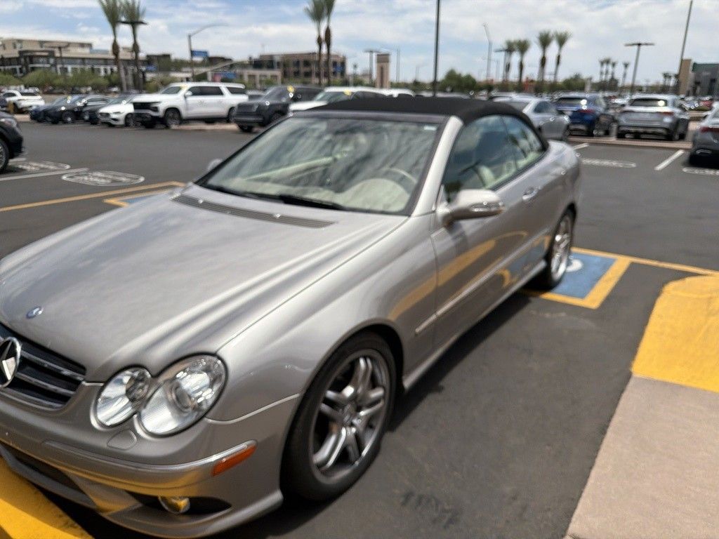 Thumbnail: 2008 Mercedes-Benz CLK - 18
