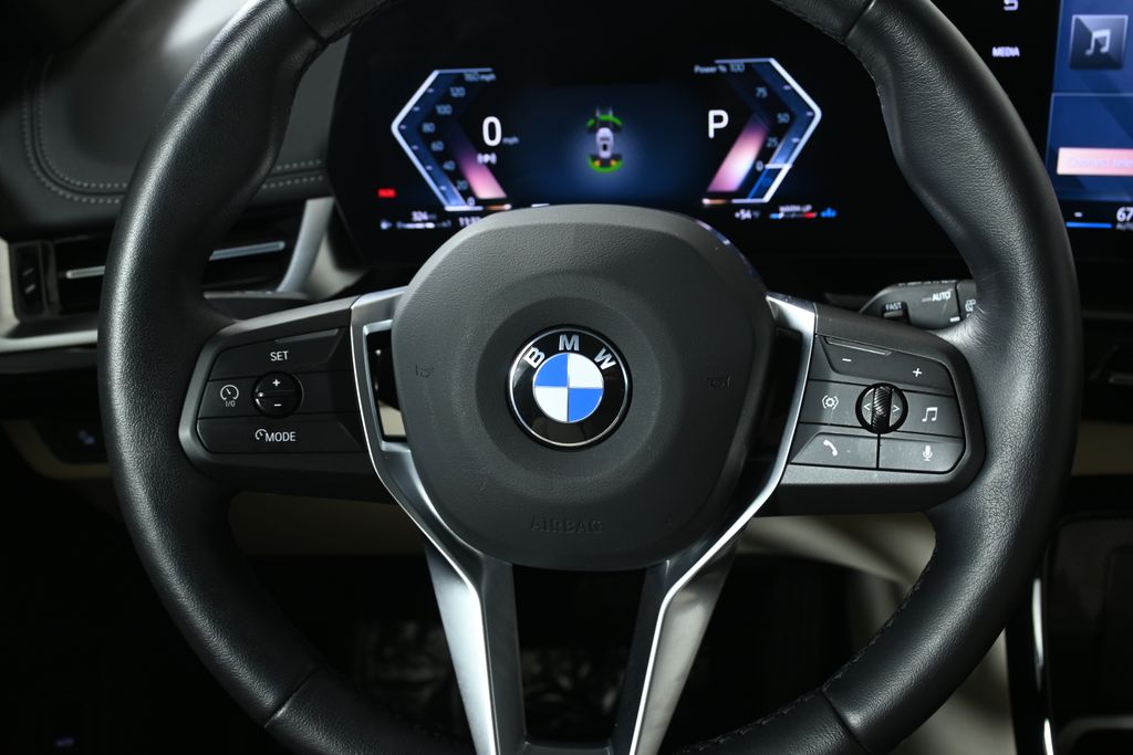 Thumbnail: 2025 BMW X1 - 19