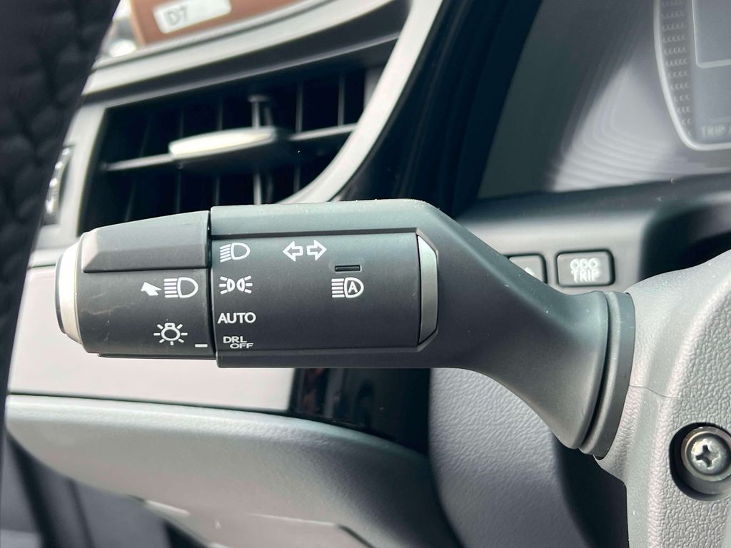 new 2025 Lexus ES car, priced at $47,844