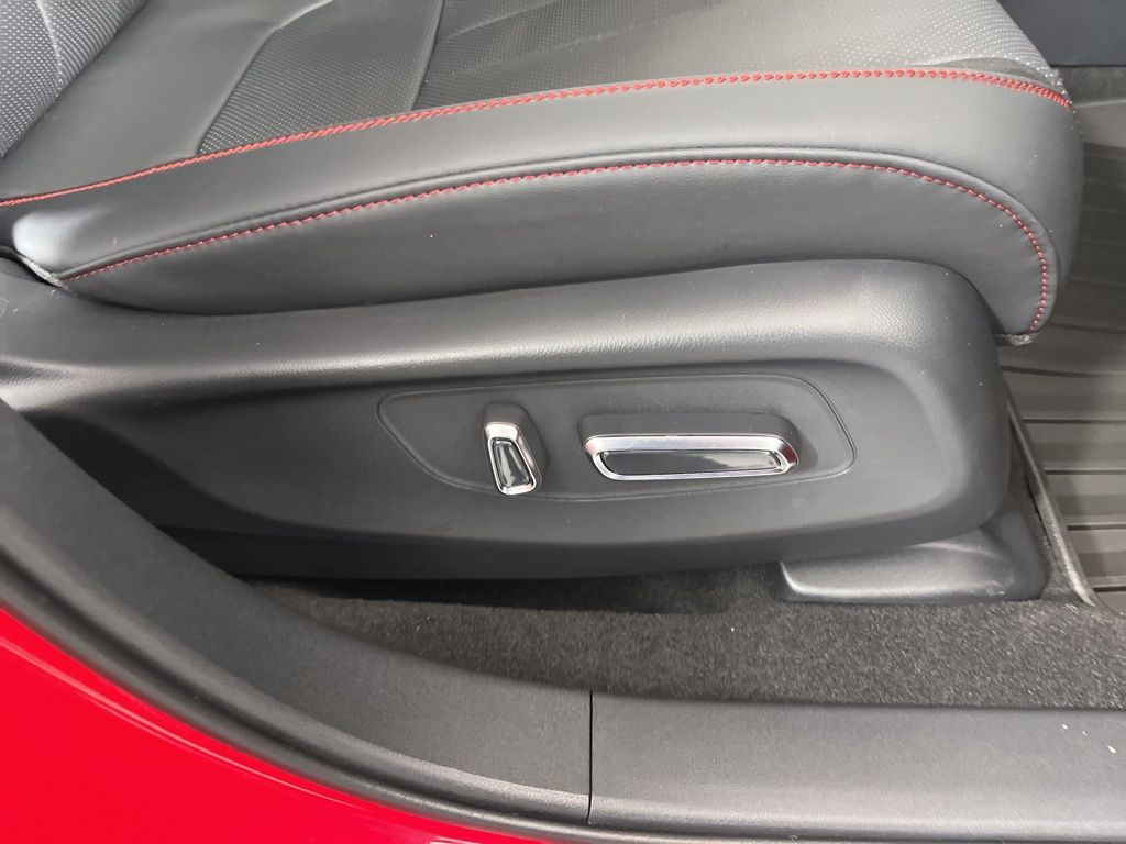 Thumbnail: 2025 Acura ADX - 9