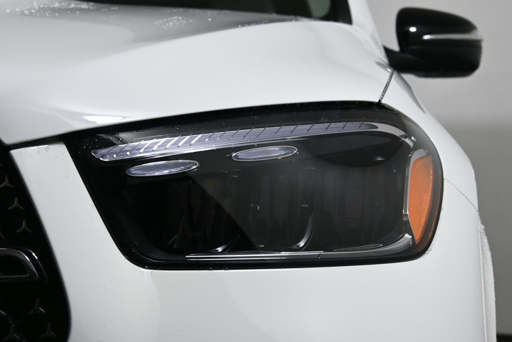 Thumbnail: 2026 Mercedes-Benz GLE - 10