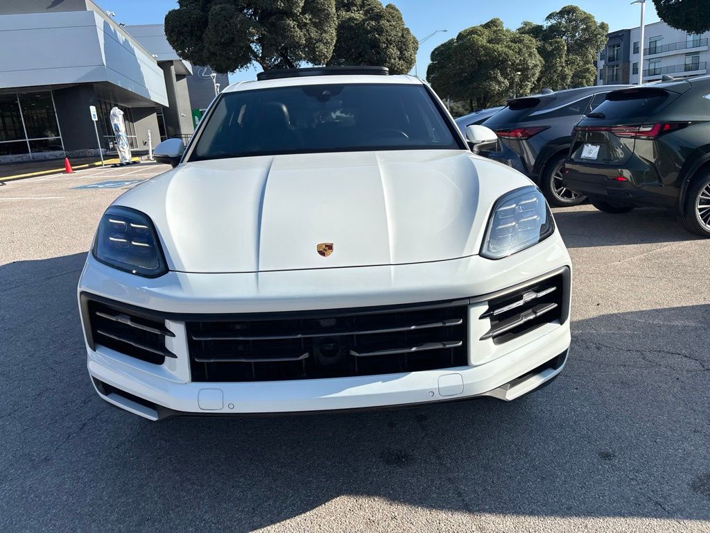 Thumbnail: 2024 Porsche Cayenne - 8