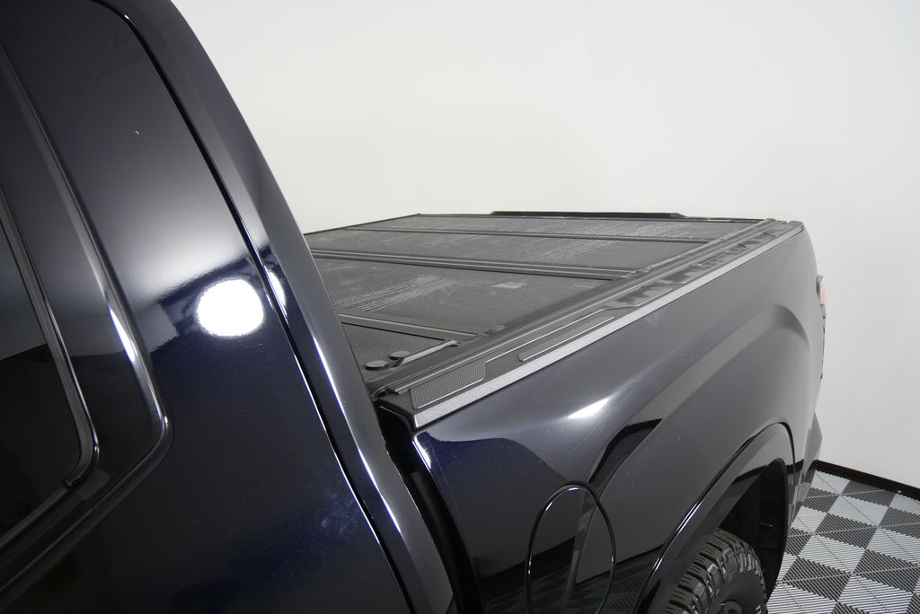 Thumbnail: 2022 Toyota Tundra - 10