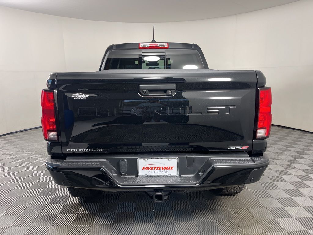 Thumbnail: 2026 Chevrolet Colorado - 4