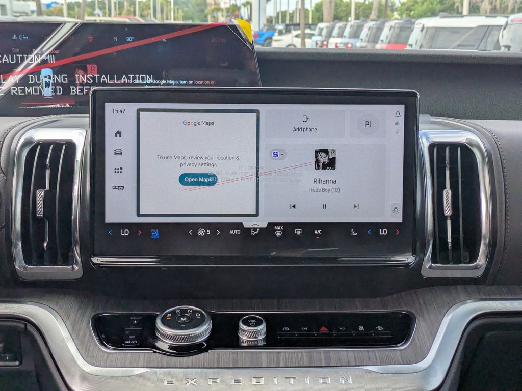 2026 Ford Expedition Platinum