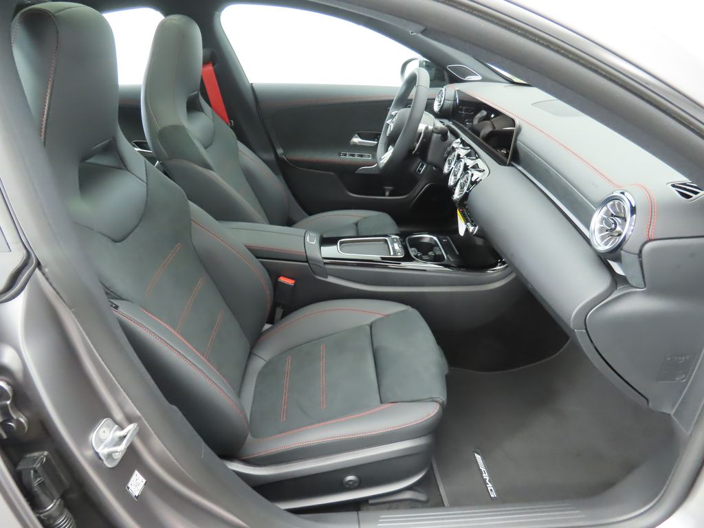 2025 Mercedes-Benz CLA 45 AMG 20