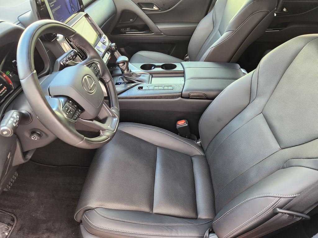 2023 Lexus LX 600 Luxury White at Bayway Cadillac Southwest