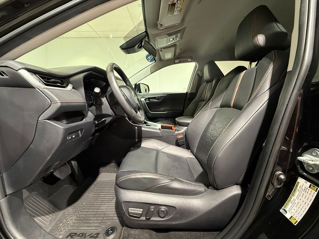Thumbnail: 2024 Toyota RAV4 - 13