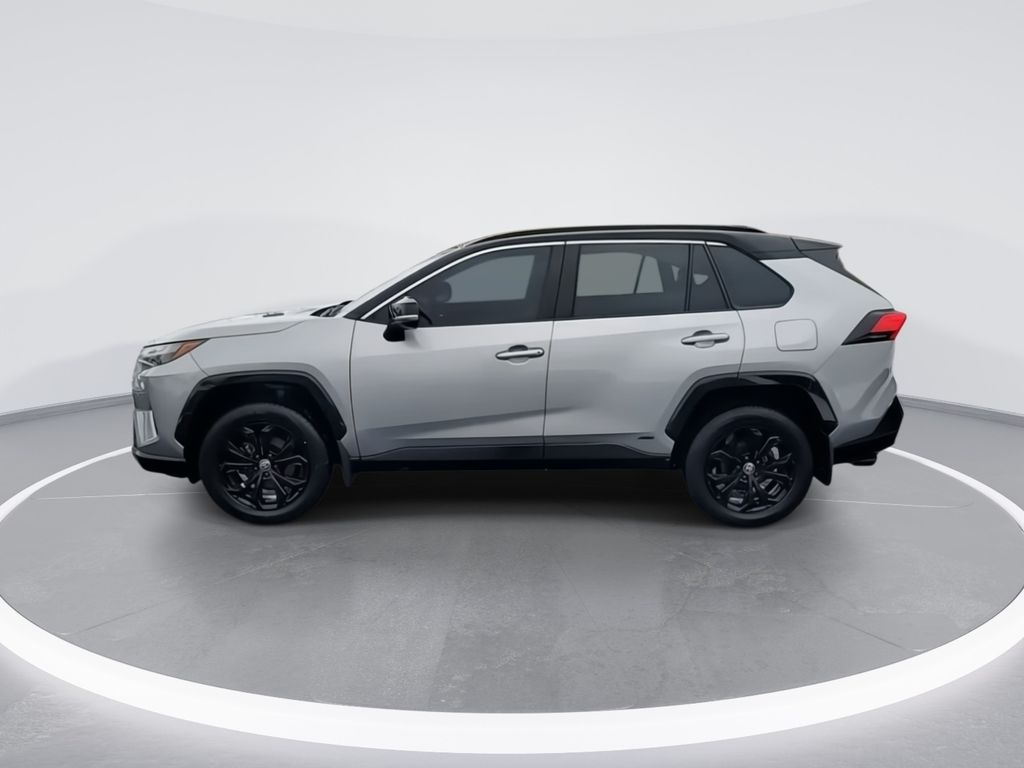 2022 Toyota RAV4 XSE 5