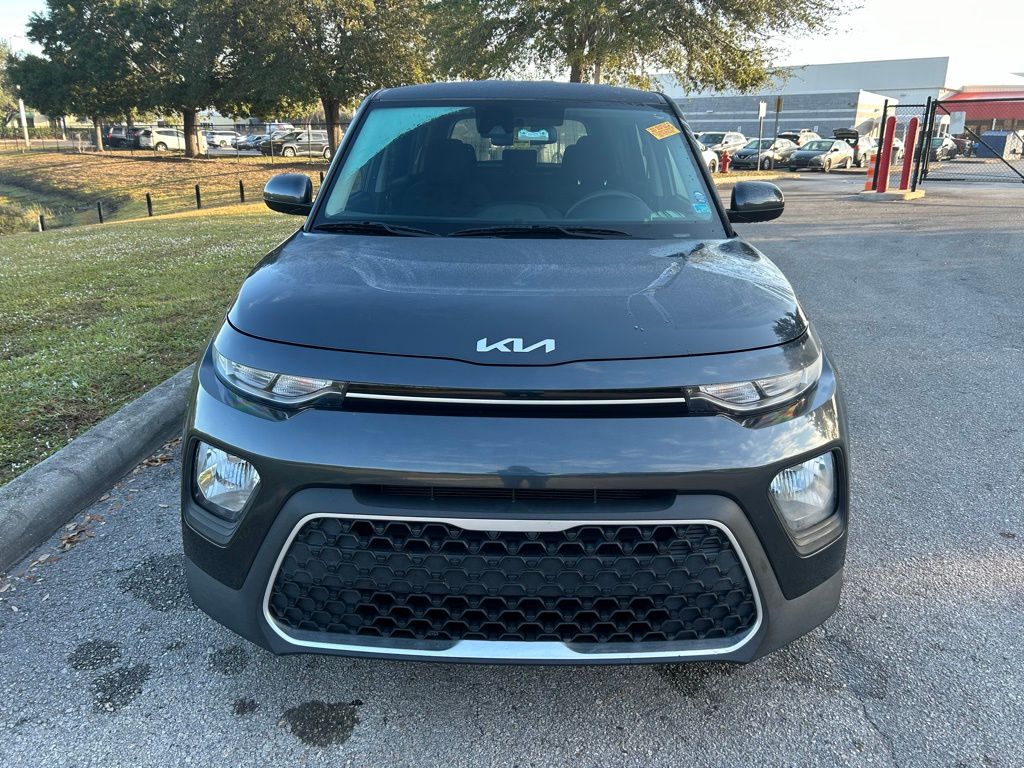 Thumbnail: 2022 Kia Soul - 8