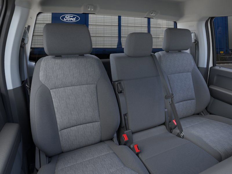 2025 Ford F-350SD  photo