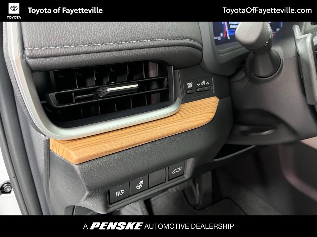 Thumbnail: 2026 Toyota Grand Highlander - 31